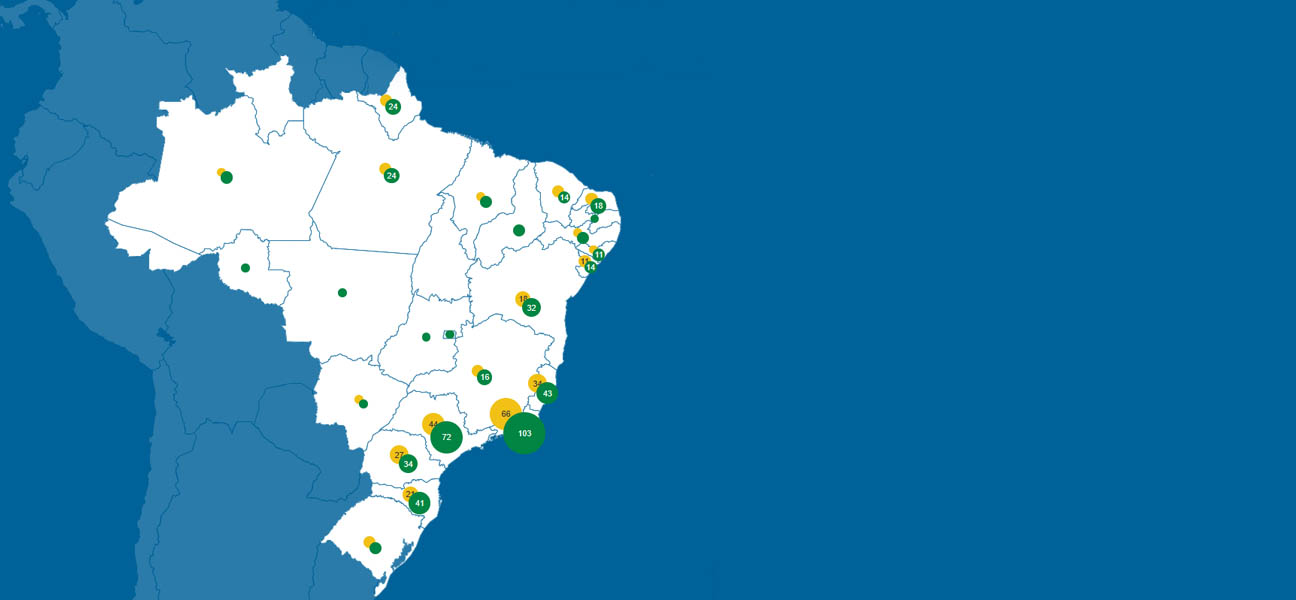 mapa do brasil sobre fundo azul