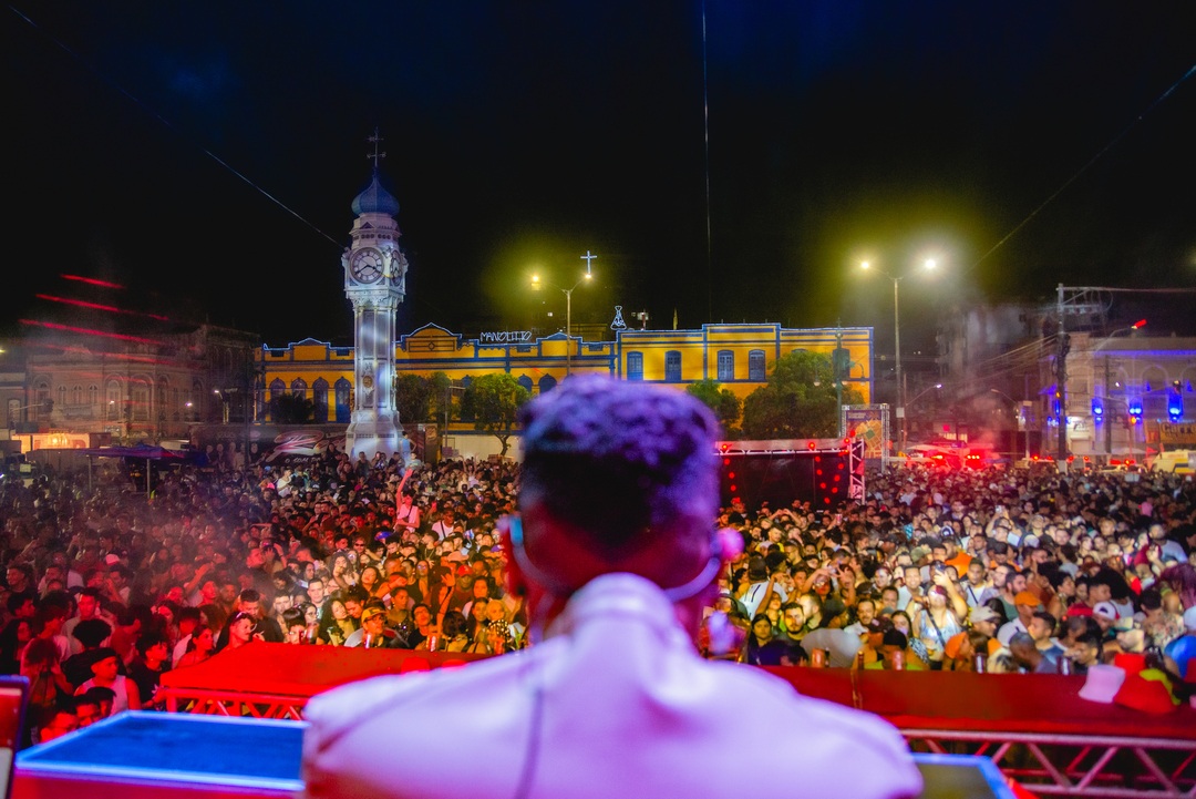 Show ao vivo do Festival PSICA, patrocinado pela Petrobras