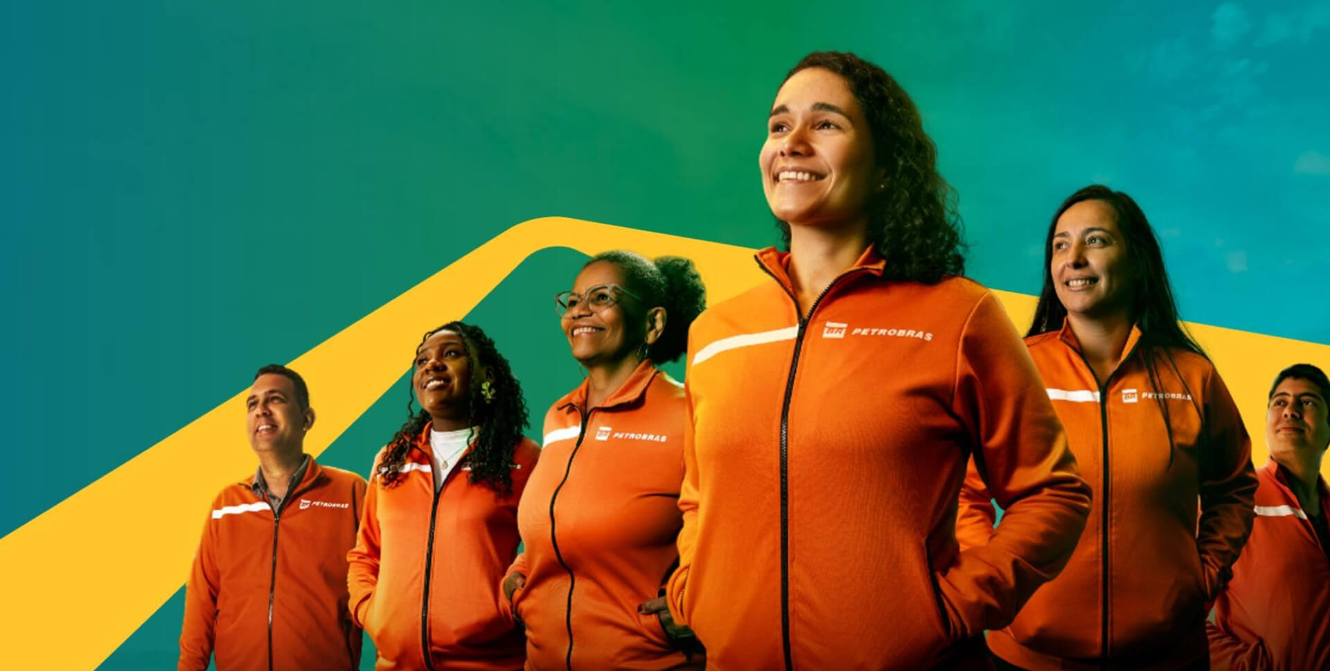 Montagem com pessoas representando diversidade, usando jaqueta laranja e logo da Petrobras em fundo com grafismo verde e amarelo.